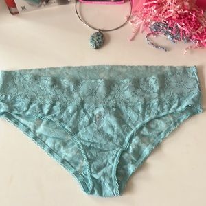 New PINK Victorias Secret, Blue hip hugger, size XL, pretty lace, wide waistband